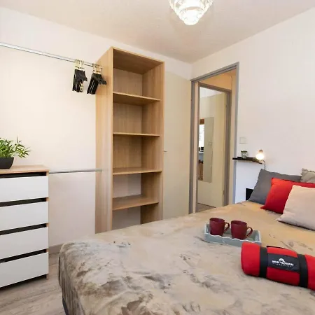Apartment Cosy 4 Pers Avec Parking, Proche Centre, Commerces Et Telepherique - Fr-1-296-279 *