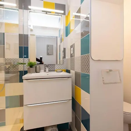 Apartment Cosy 4 Pers Avec Parking, Proche Centre, Commerces Et Telepherique - Fr-1-296-279 *