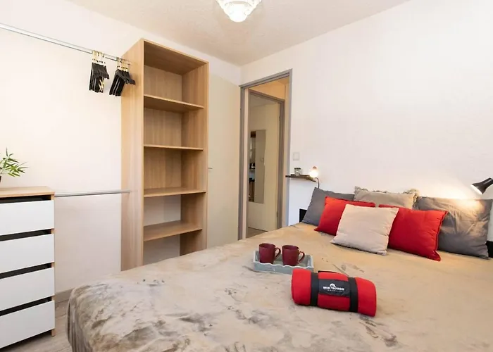 Renove Proche Telepherique Avec Parking Prive - Fr-1-296-279 * Saint-Lary-Soulan